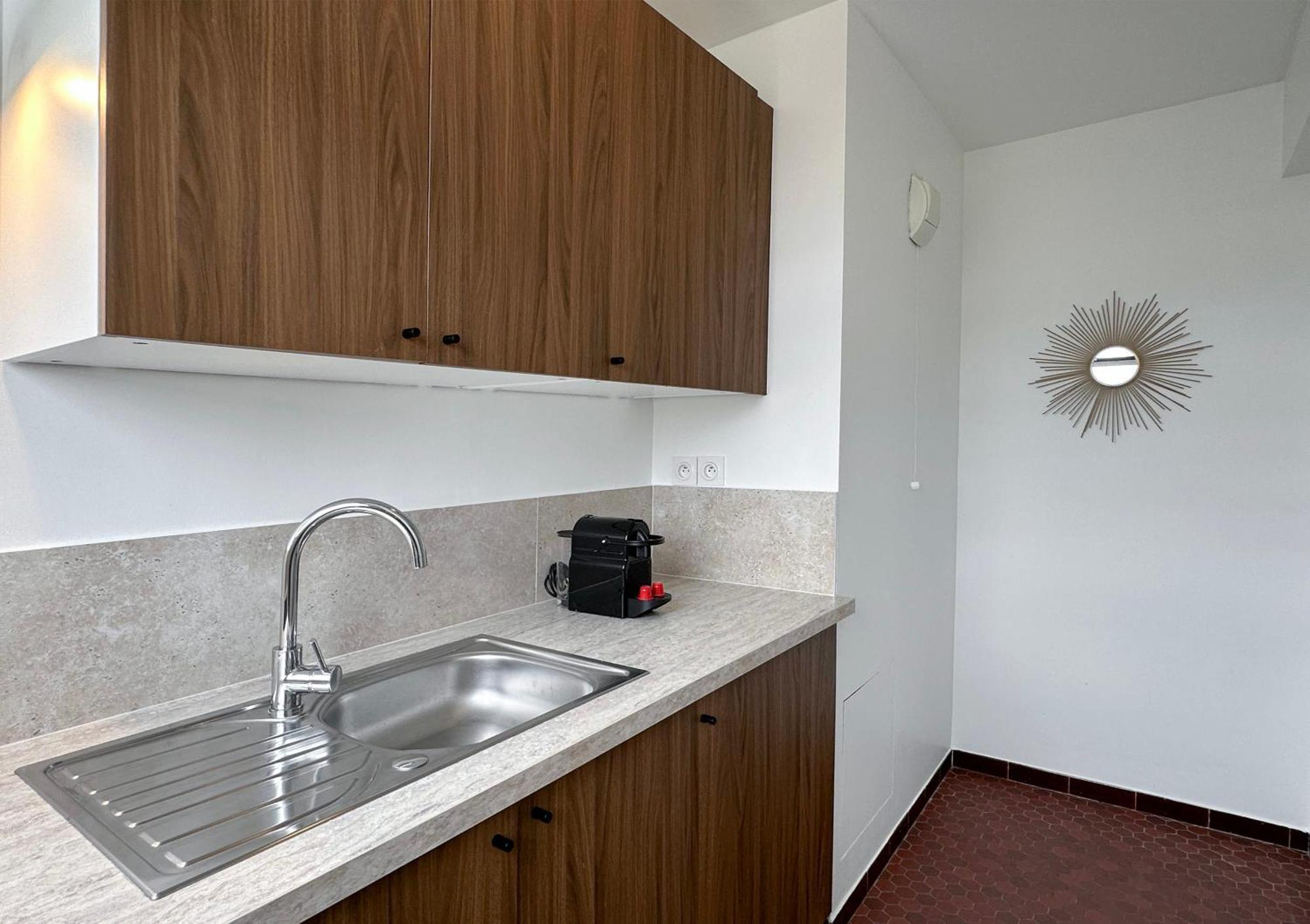 Brand-New Studio With Eiffel Tower View Paris Eksteriør bilde